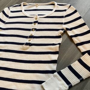 J. Crew Navy & Cream Striped Waffle Thermal Henley Fitted Y2K style Top sz XS